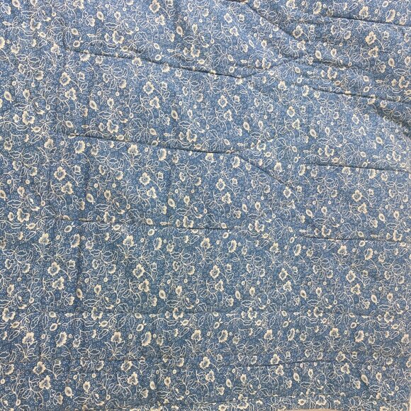 Handmade Patchwork Quilt With Colorful Pencil Design & Floral Backing - Picture 6 of 6